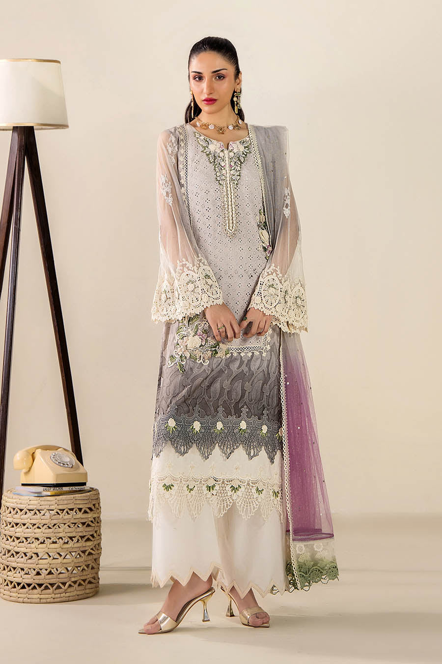 F-200 Pakistani women's formal outfit by Khuda Baksh - view 26
